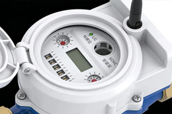 इनोवेटिव वॉटर मीटर शेल स्थायित्व और कार्य एकीकरण को संतुलित करता है